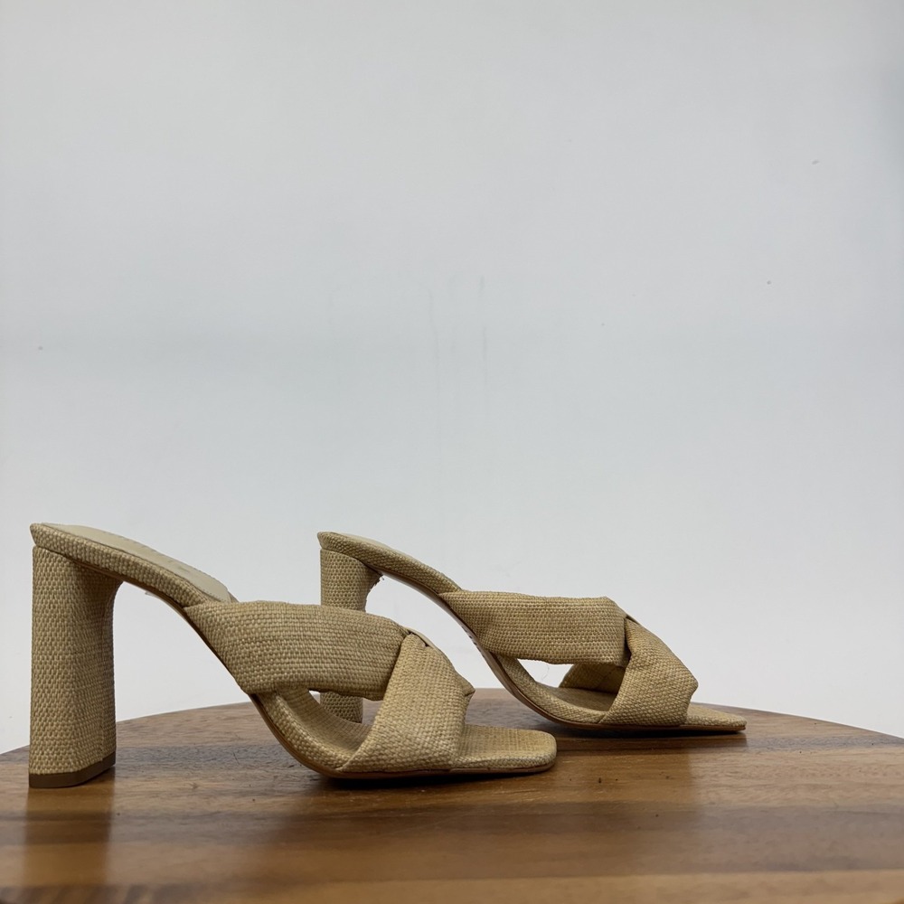 New Womens Schutz Fairy Beige Raffia High Heeled Slide Sandals Size 9.5 B NWOB